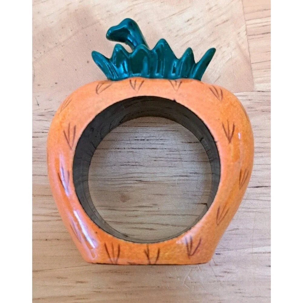 Fruit Shaped Napkin Rings Set of 4 Hand Painted Wood Vintage Cute NWOT
